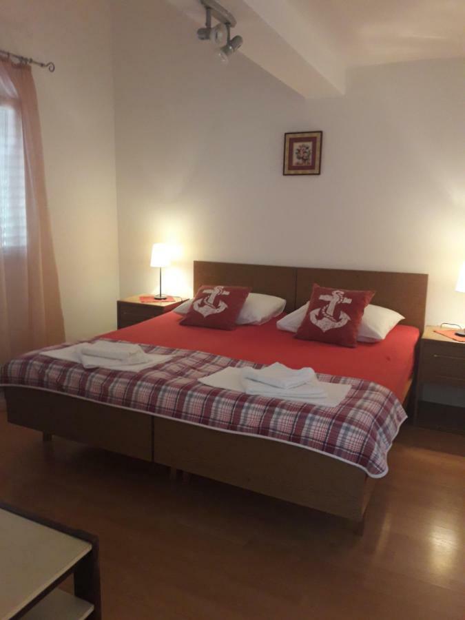Apartments Jadranka Povile Novi Vinodolski Eksteriør billede