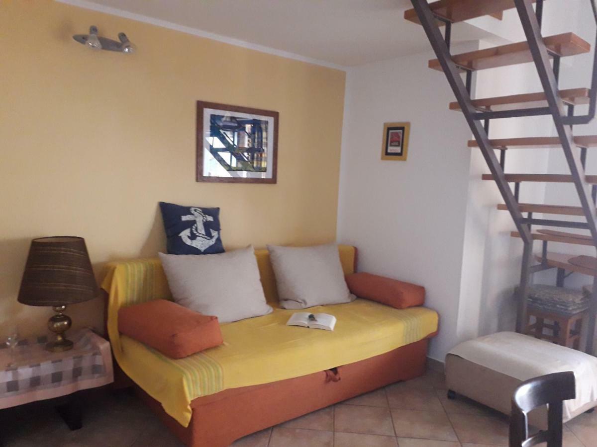 Apartments Jadranka Povile Novi Vinodolski Eksteriør billede